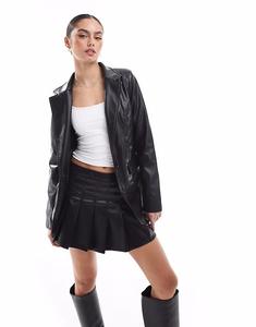 Рассказал: свободный пиджак из черного искусственного меха