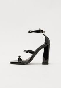 Босоножки на высоком каблуке Even&Odd, черный