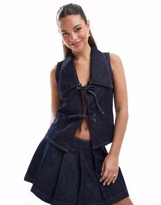 Джинсовый топ без рукавов с завязкой спереди цвета индиго Asos Design