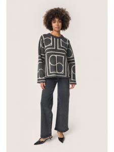 Свитер прямого кроя SLSelta черного цвета с белой монограммой Soaked in Luxury