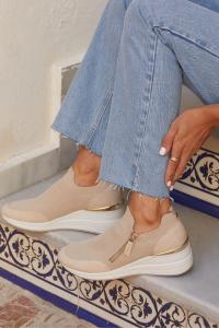 Спортивные кроссовки Adler Flyknit на танкетке с декоративной молнией Linzi, белый