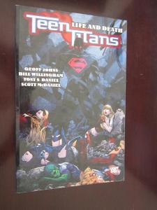 Teen Titans Vol. 5: Life and Death (DC Comics)