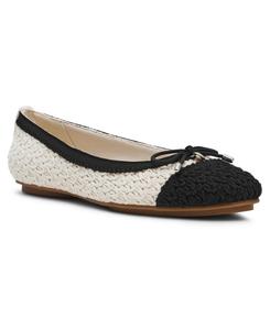 Женские балетки Luci с вязаным мыском Anne Klein, Cream/Black