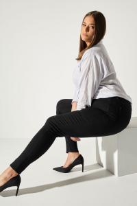 Джинсы Ava скинни стрейч Yours, черный