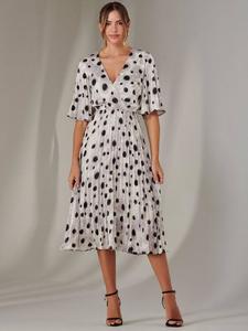 Плиссированное платье в горошек Jolie Moi, белый