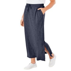 Женщина в женской спортивной трикотажной юбке больших размеров с боковым разрезом Woman Within, цвет Heather Navy