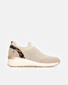 Эластичные женские спортивные туфли на платформе без застежки Xti, бежевый