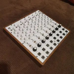 Синтезатор Soma Laboratory Ornament-8 Wooden Enclosure WHITE (NEW)