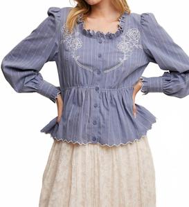 Блузка Belle с вышитыми воланами в цвете Dusty Blue Listicle, Dusty Blue