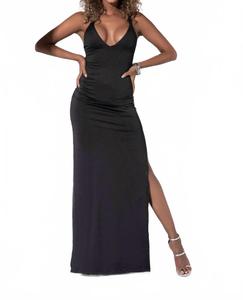 Черное длинное платье с глубоким V-образным вырезом и перекрещивающимися бретелями Mapale