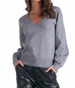 Серый свитер с V-образным вырезом и стразами ELAN