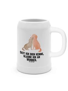 Пивная кружка с надписью Собачья любовь на белом фоне Mr. & Mrs. Panda