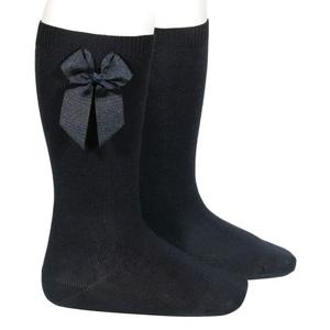 Детские гольфы Condor с тесьмой из репсовой ленты, идеально подходят для выпускных и церемоний поступления.