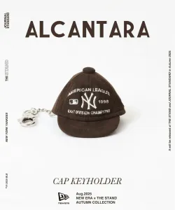 NEW ERA / New Era Special Edition Alcantara CH 1996 NYY Cap Keyholder
