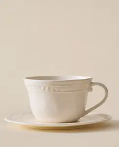 Чашка с блюдцем Zara Home Raised Stoneware, кремовый
