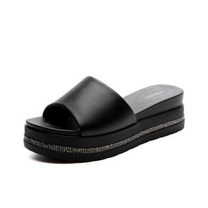 Тапочки-слайды 5,5 см женские Medd, Black