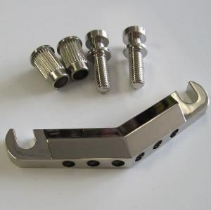 Наконечник Gretsch Nickel V Stoptail Stop со шпильками и якорями 7709343000 Nickel V Vee Streamliner tail piece  770-9343-000