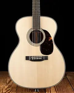 Martin Custom Shop 000/OM Auditorium Итальянская альпийская ель/Кокоболо - Натуральный