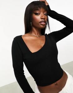 Черный укороченный хлопковый топ с длинными рукавами и асимметричным вырезом ASOS