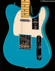 Fender American Professional II Telecaster Майами Блю с грифом из клена (193)
