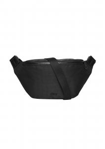 s.Oliver Сумка через плечо в черном цвете