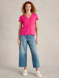 Футболка с v-образным вырезом и кружевной отделкой из льняной смеси ellie White Stuff, цвет Bright Pink