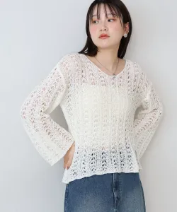 Ажурный вязаный топ с цветочным кружевом