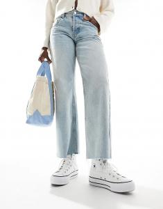 Кроссовки Converse Chuck Taylor All Star Lift Hi Wide Fit на платформе белого цвета