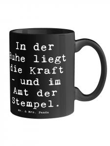 Кружка с надписью Государственный служащий Крафт черного цвета Mr. & Mrs. Panda