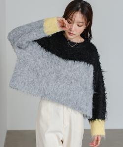 Короткий вязаный топ волнистого цвета