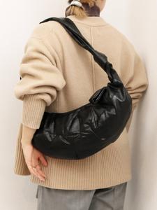 cachecache / Мешок для трупов в форме луны