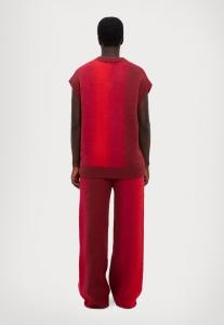 Вязаный свитер VEST AZ Factory, красный