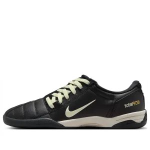 Кроссовки Nike Total 90 III 'Black Coconut Milk'