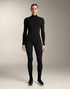 Лонгслив OYSHO с длинными рукавами, черный цвет