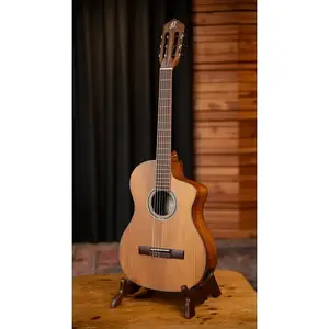 Ortega RCE23RO - Акустическая электро-классическая гитара с короткой декай и нейлоновыми струнами, жареная твердая верхняя дека - Серия Thermo