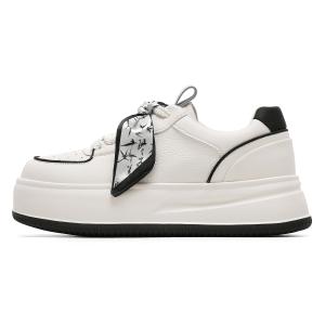 Низкие женские скейтерские кроссовки бежево-черные C°BANNER, экрю (на флисовой подкладке)