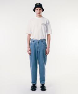 Широкие джинсовые брюки