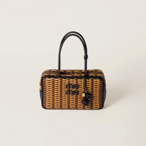 Красивая кожаная сумка. Miu Miu, мультиколор