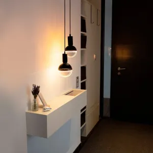 Светодиодная лампа LED Illusion Globe 127 2tones черный прозрачный E27 1 шт. Экстра-теплый белый, двухцветное стекло Segula, прозрачный