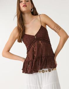 Светлый кружевной топ Stradivarius с бретельками коричневого цвета