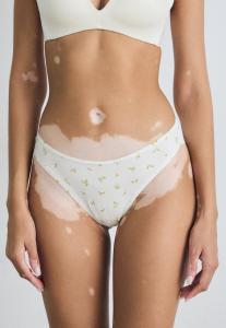 Брифы Lindex BRIEF WILMA BRAZILIAN , Light Dusty Yellow/Light Yellow