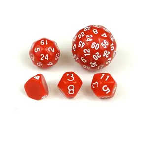 Уникальный набор кубиков — красный с белым (5), Unique & Skew Dice (The Dice Lab)