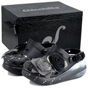 Crocs Классические клоги унисекс "Весенняя роза" - подарочная упаковка 3, цвет Spring Rose-Gift Box 3