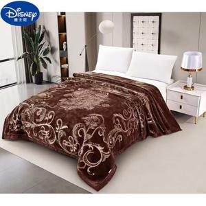 Disney Одеяло 200х230 см, двухслойное, с тиснением, коричневое, вес 5 кг