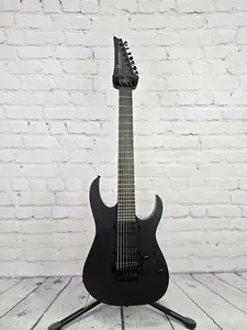 Электрогитара Ibanez Iron Label RGRB720 BKF 7-струнная баритонная, черный матовый