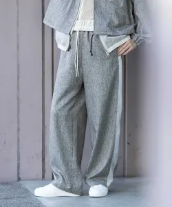 Брюки из моющейся, немнущейся саржи с твидовым эффектом и сетчатыми боковыми полосами.