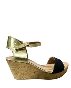 Женские босоножки Dora на платформе с ремешком на щиколотке в черном цвете Eric michael