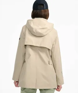 Ветрозащитная, водонепроницаемая, дышащая двухслойная куртка с капюшоном из мембраны GORE-TEX и съемным капюшоном.