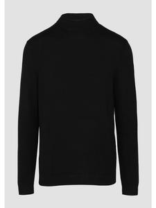 Вязаный свитер в цвете 9999_черный QS