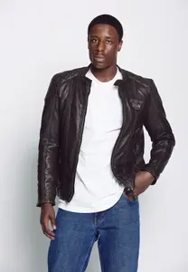 Кожаная куртка МУСТАНГ "31019253" Mustang, черный